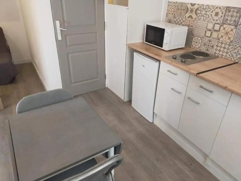 Tres Sympathique Appartement Plein Coeur De Ville Περπινιάν Εξωτερικό φωτογραφία